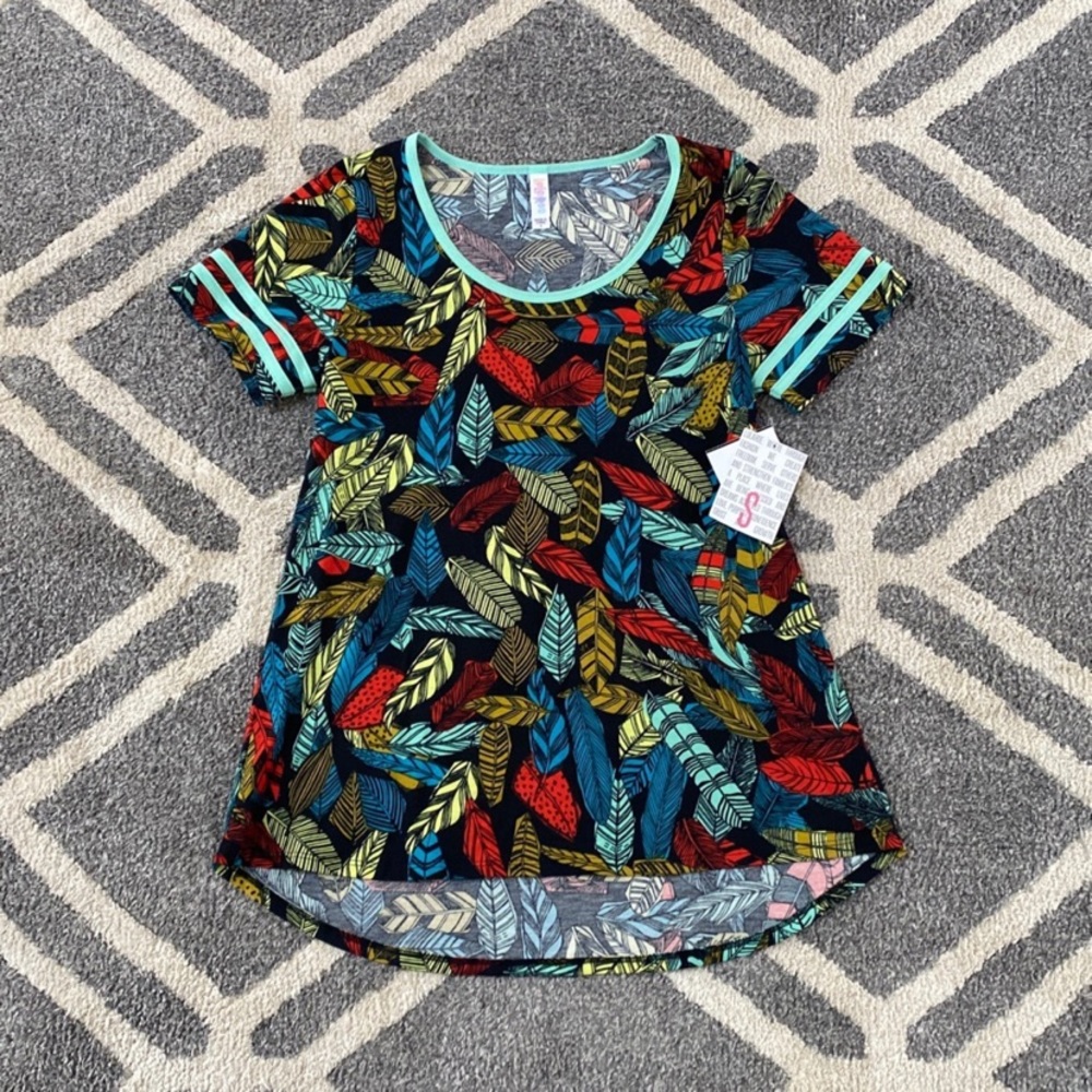 Lularoe Classic T feather pattern